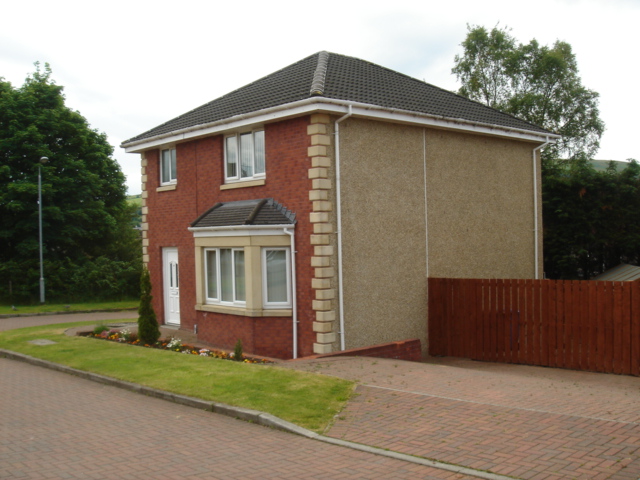 detached housing, bonhill